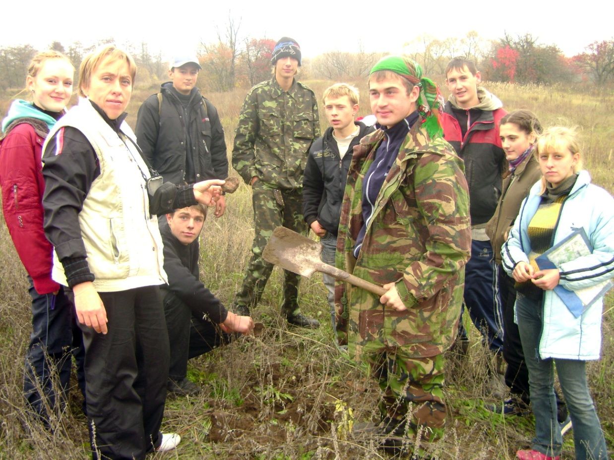 Розкопки на Монастирищі